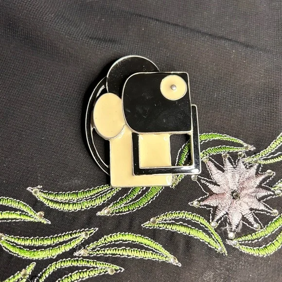 VTG Black and cream Enamel Oversized Abstract pendant. Unbranded - Picture 2 of 5